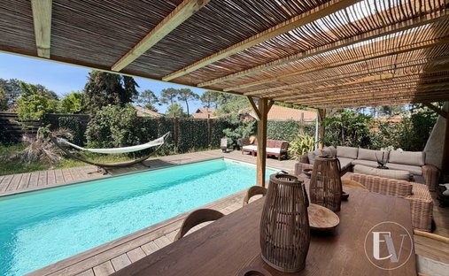 House in Centre Ville, Gujan-Mestras, France 1
