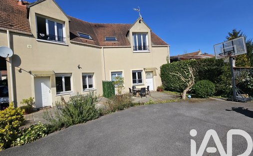 House in Tancrou, Ile-de-France, France 1
