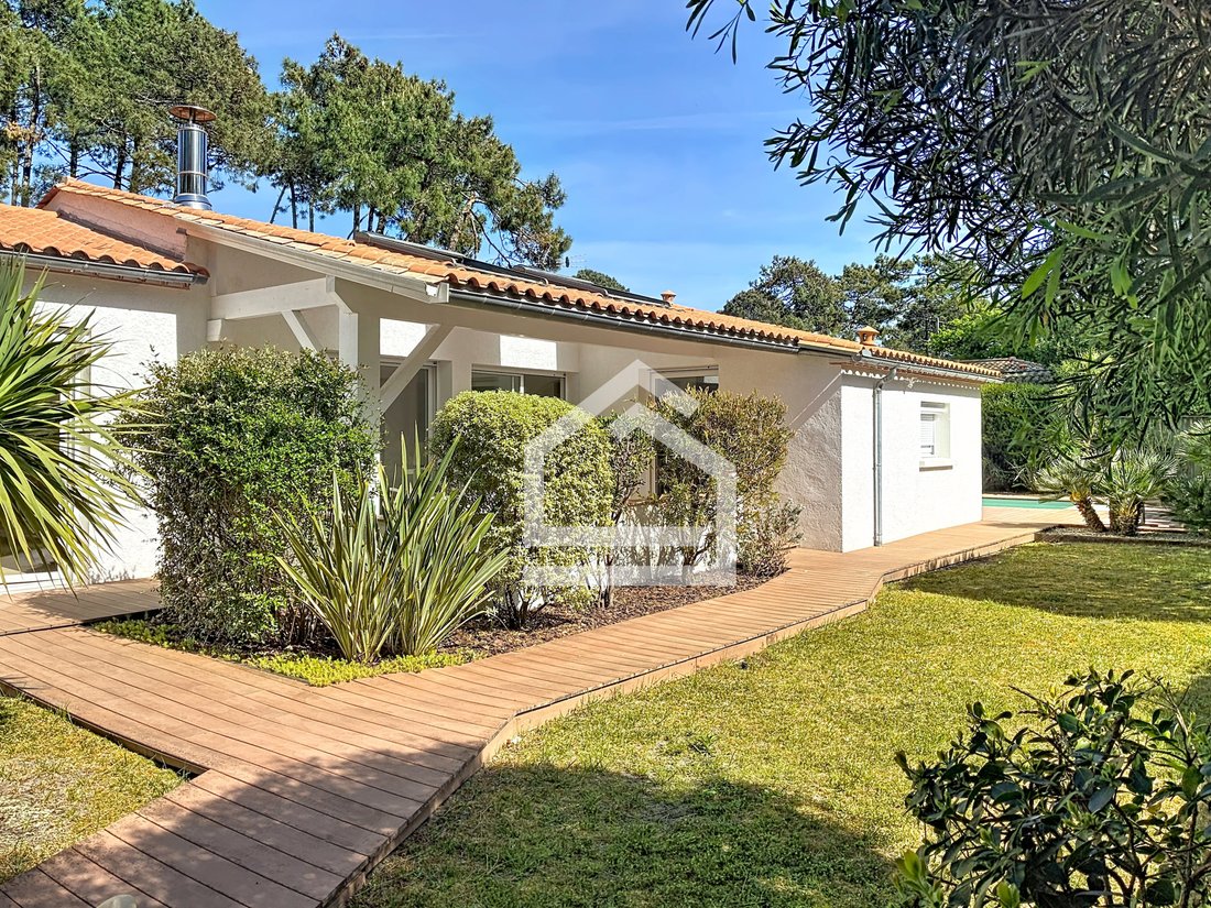 House in Centre Cap Ferret, Lège-Cap-Ferret, France 1 - 17712522