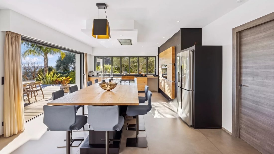 Villa in Mougins, Provence-Alpes-Côte d'Azur, France 3 - 17712808