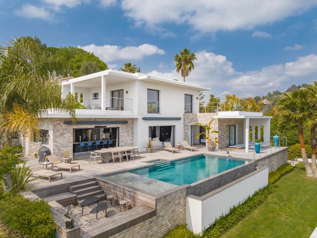 Villa in Mougins, Provence-Alpes-Côte d'Azur, France 1 - 17712808