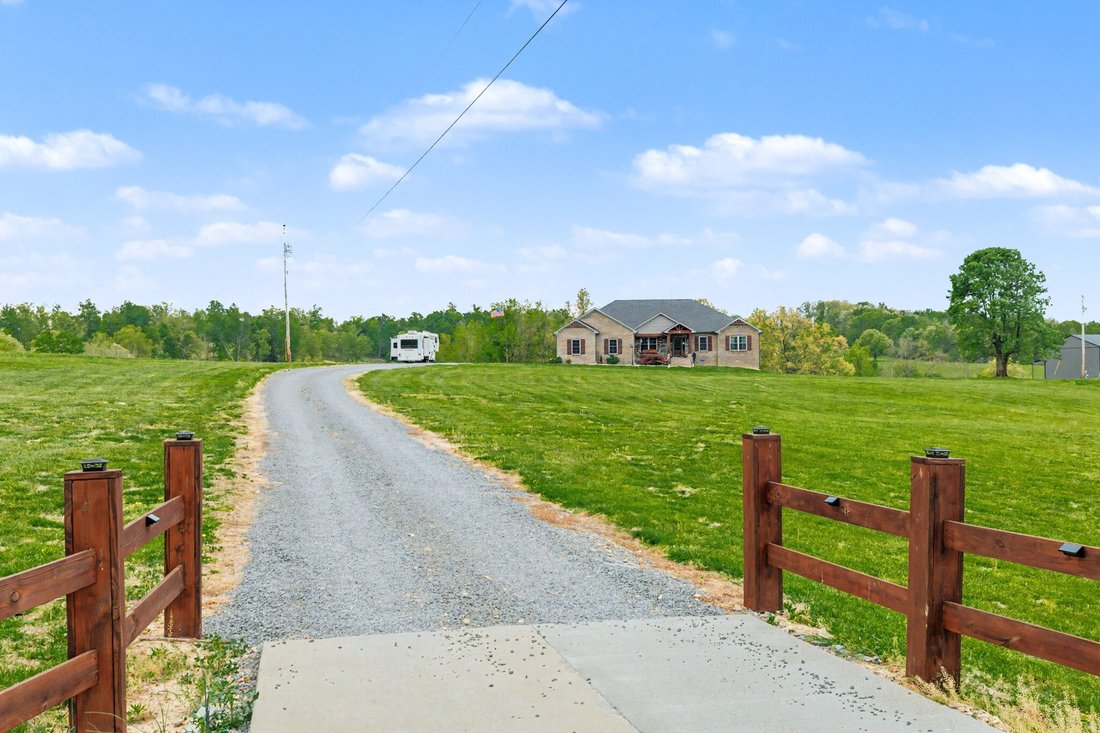 House in Westmoreland, Tennessee, United States 2 - 17712216