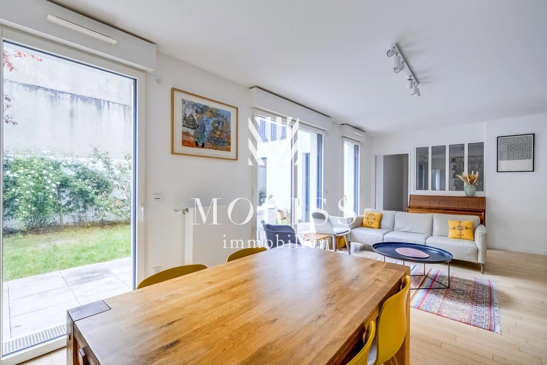Apartment in Nogent-sur-Marne, Ile-de-France, France 3 - 17712793
