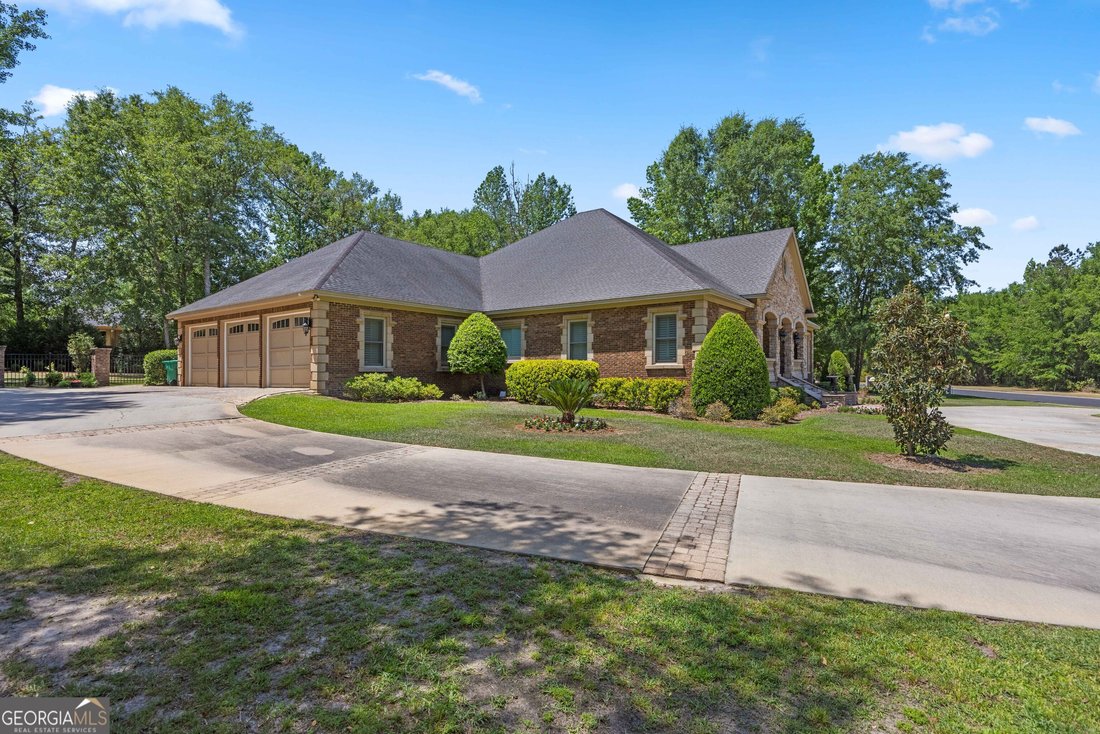 House in Valdosta, Georgia, United States 2 - 17717839