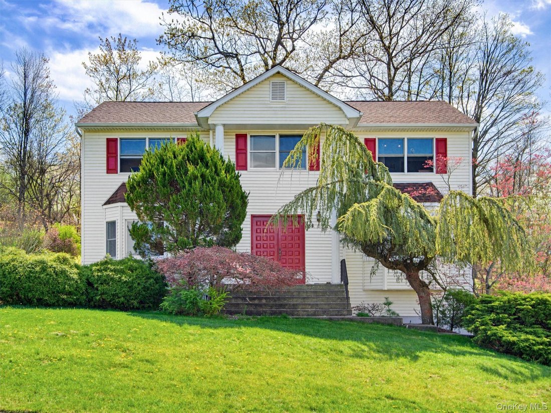 House in Pomona, New York, United States 1 - 17716347