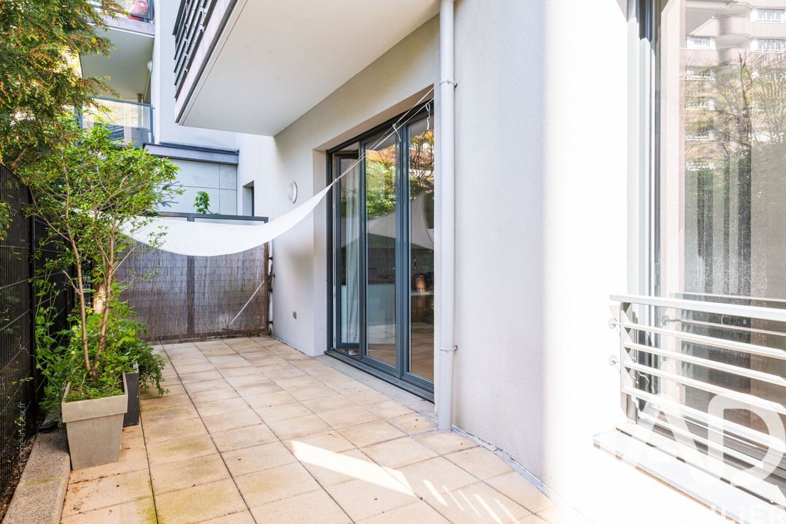 Apartment in Parchamp–Albert Kahn, Boulogne-Billancourt, France 2 - 17713810