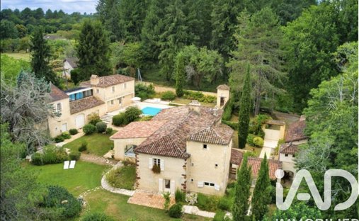 House in Mazeyrolles, Nouvelle-Aquitaine, France 1