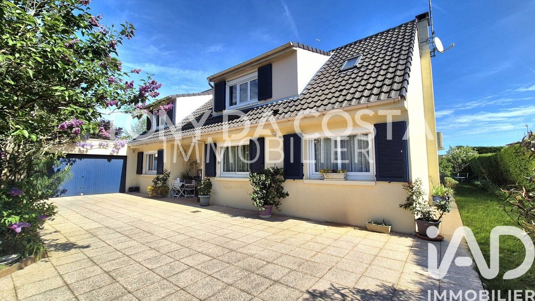 House in Nord Est, Lesigny, France 3 - 17714982