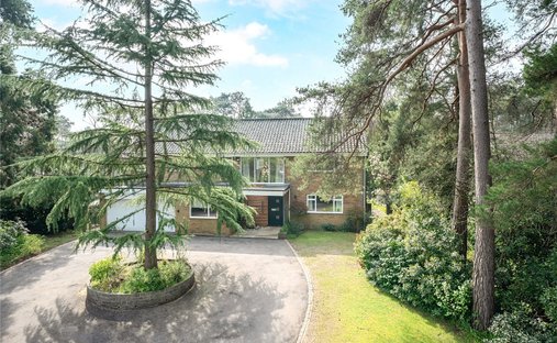 House in Heatherside, Surrey Heath, England 1