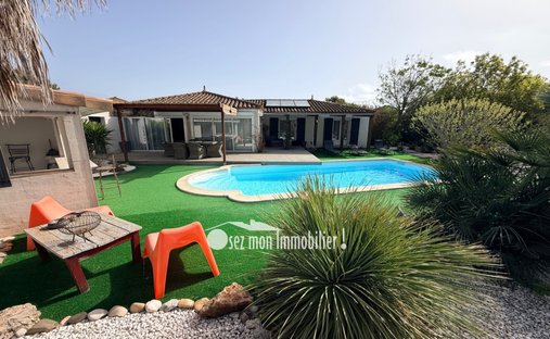 Villa in Zone Agricole, Marseillan, France 1