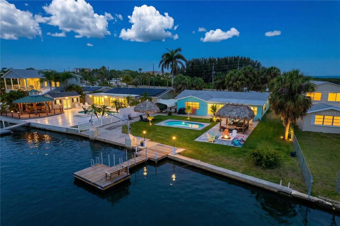 House in New Port Richey, Florida, United States 1 - 17717095