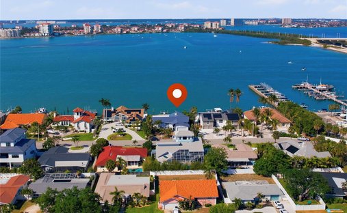 House in St. Petersburg, Florida, United States 1