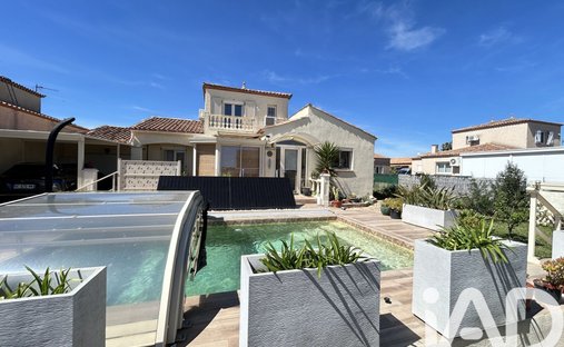 House in Peripherie, Marseillan, France 1