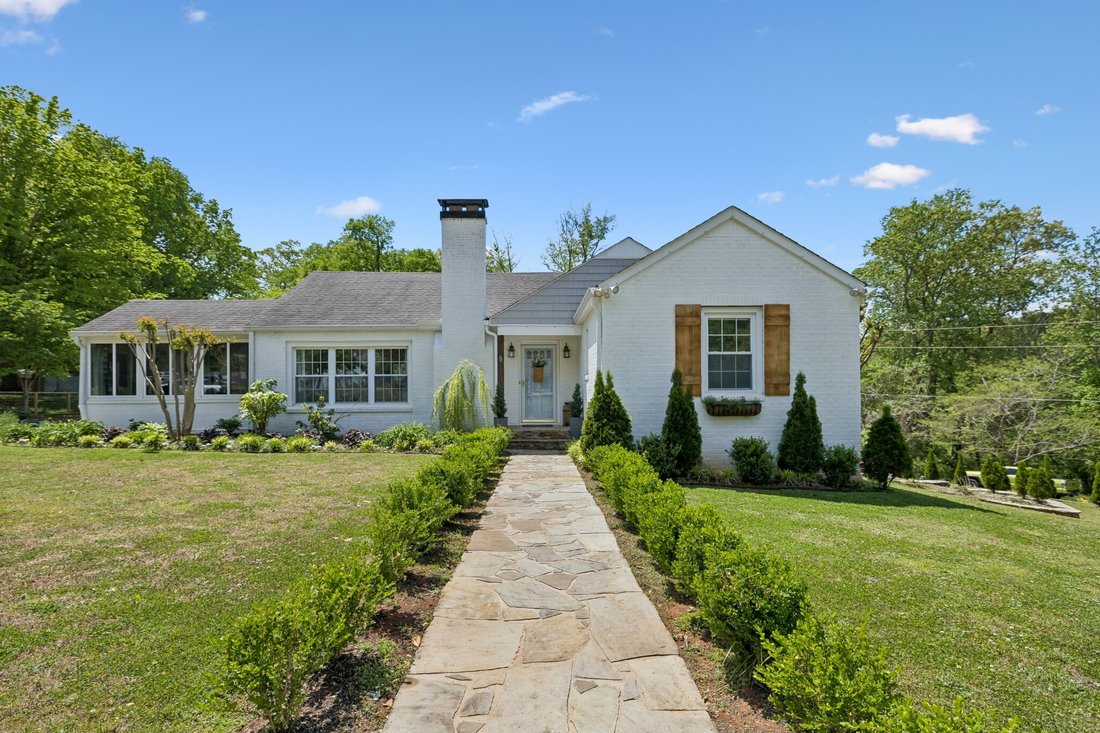 House in McMinnville, Tennessee, United States 1 - 17714281