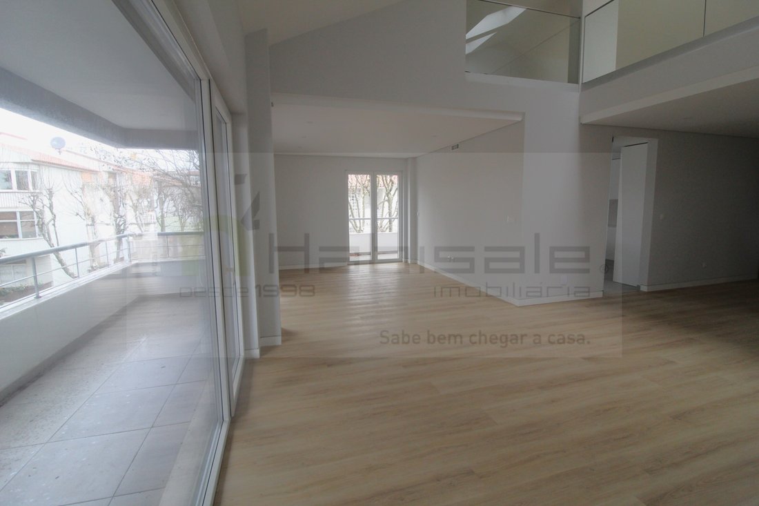 Apartment in Carcavelos e Parede, Lisbon, Portugal 3 - 17711275