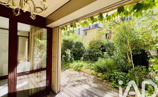 Apartment in Mazenod-Bellevue-Saint Donat-Banon, Aix-en-Provence, France 1