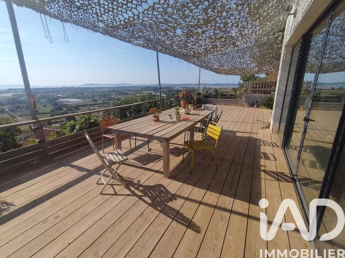 House in Hyeres, Provence-Alpes-Côte d'Azur, France 2 - 17713399
