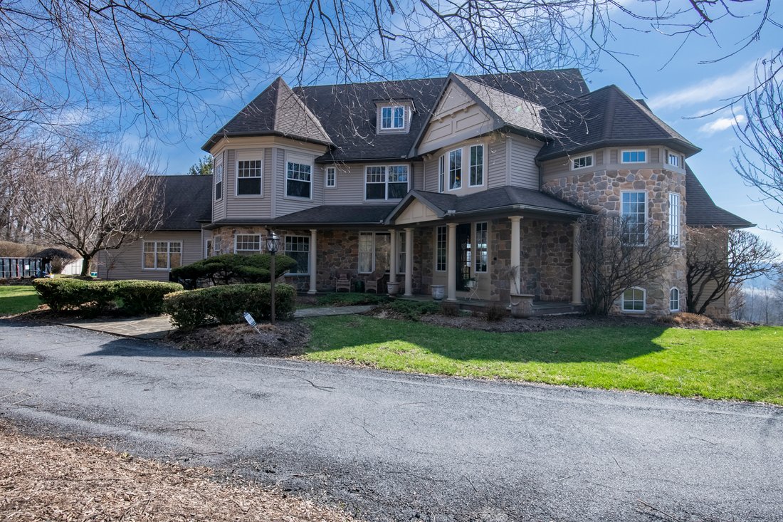 House in Sinking Spring, Pennsylvania, United States 1 - 17715281