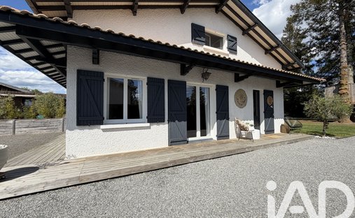 House in Belin-Beliet, Nouvelle-Aquitaine, France 1