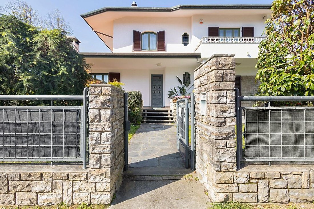 House in Lido di Camaiore, Camaiore, Tuscany 3 - 17717762