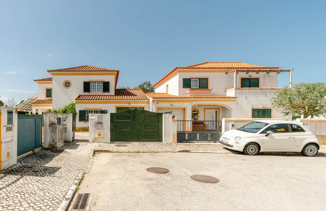Villa in Azeitao (Sao Lourenco e Sao Simao), Setubal, Portugal 2 - 17714804