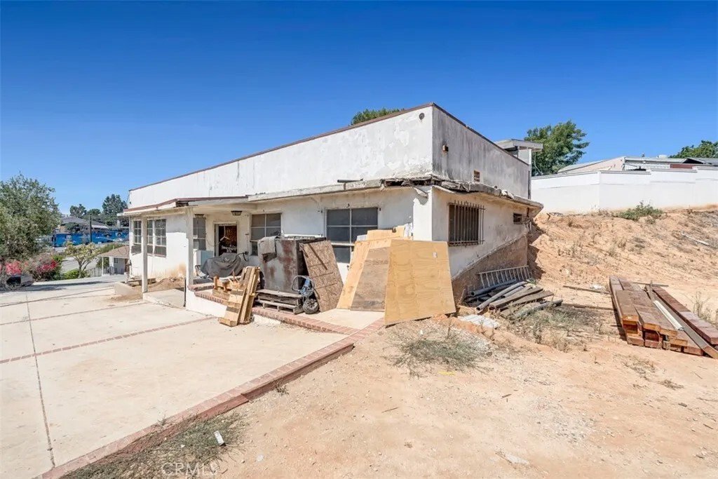House in East Los Angeles, California, United States 3 - 16519581