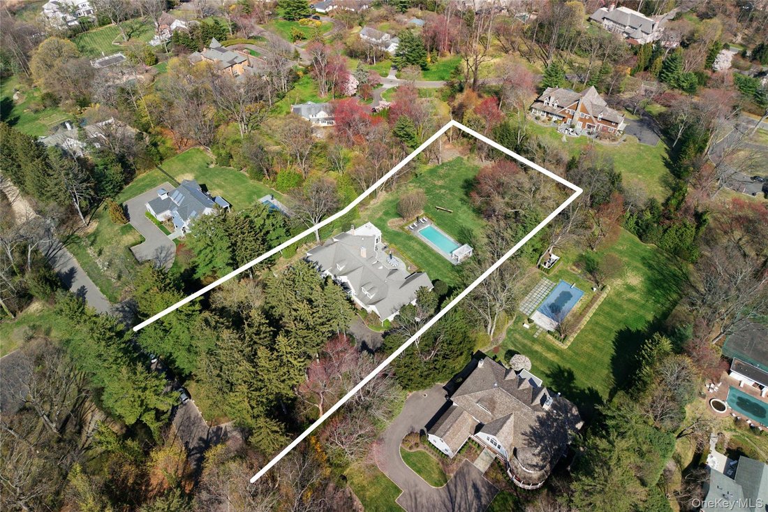 House in Port Washington, New York, United States 3 - 17717072