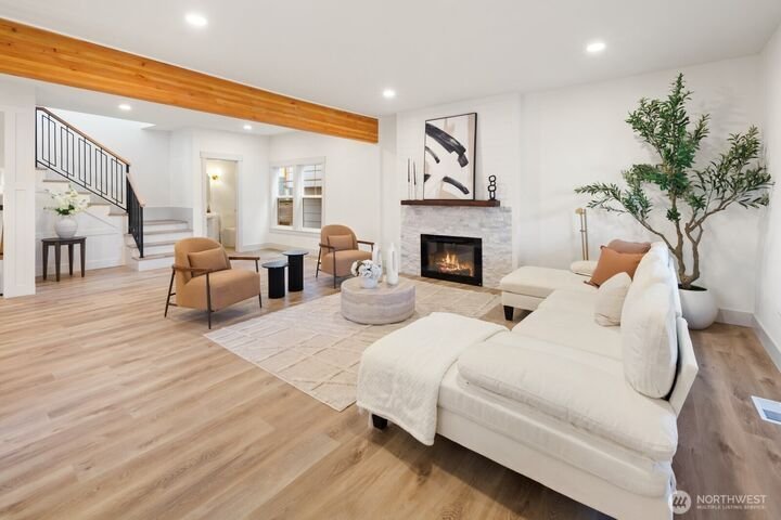 House in Seattle, Washington, United States 3 - 17718736