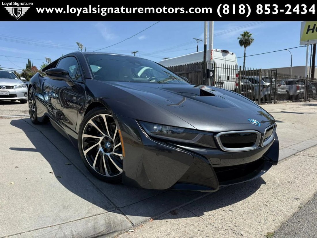 Coupe in Van Nuys, CA, United States 1 - 17717367