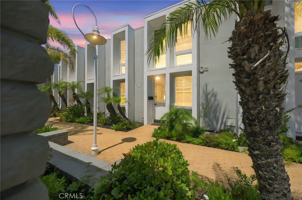 Townhouse in Huntington Beach, California, United States 3 - 17714824