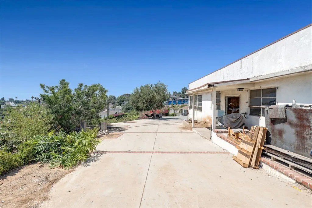 House in East Los Angeles, California, United States 5 - 16519581