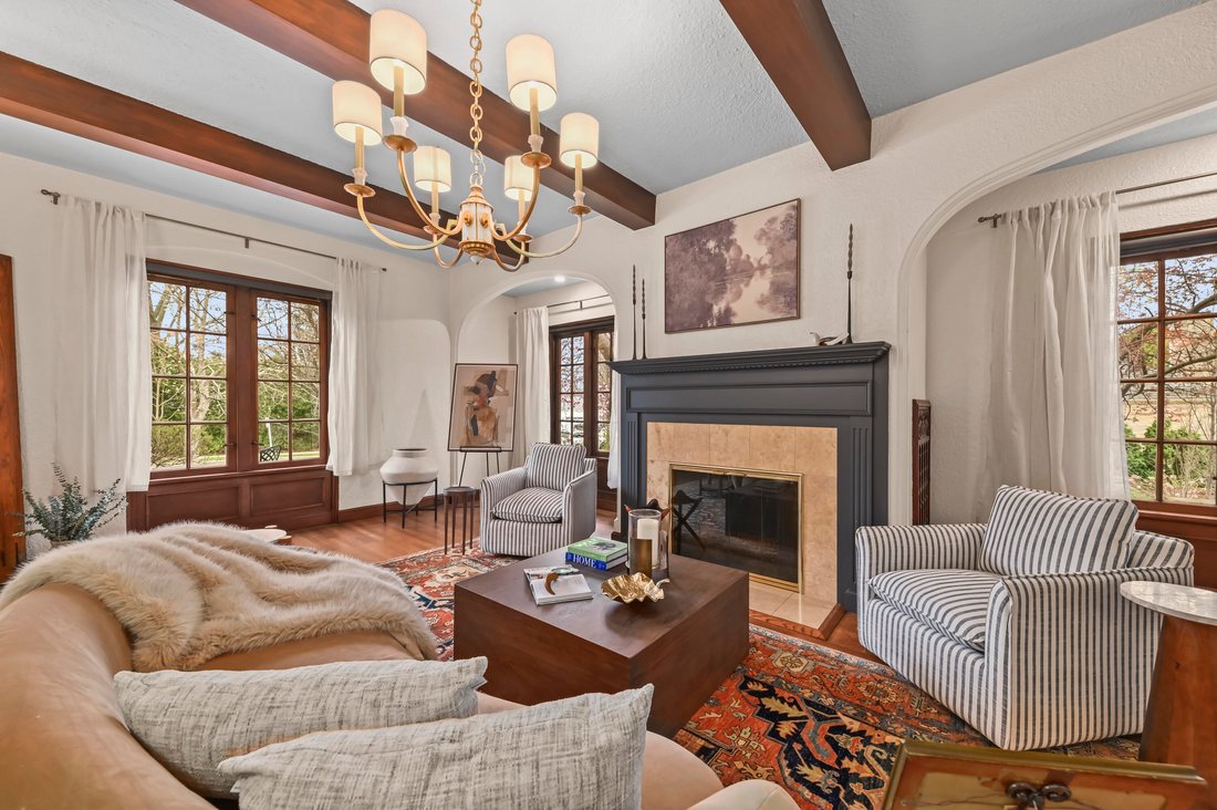 House in Wauwatosa, Wisconsin, United States 2 - 17715361