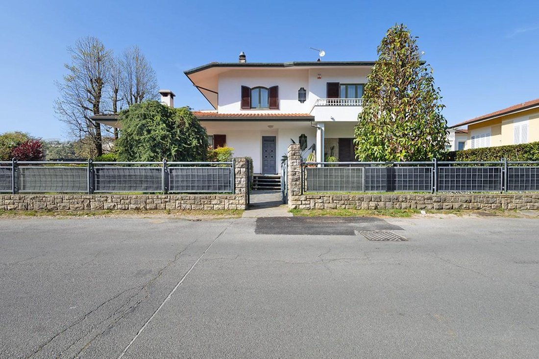 House in Lido di Camaiore, Camaiore, Tuscany 2 - 17717762