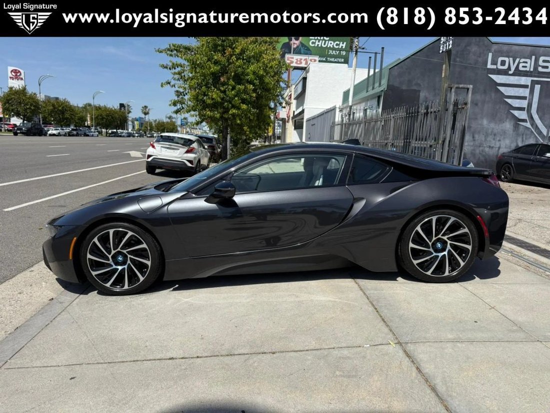 Coupe in Van Nuys, CA, United States 4 - 17717367