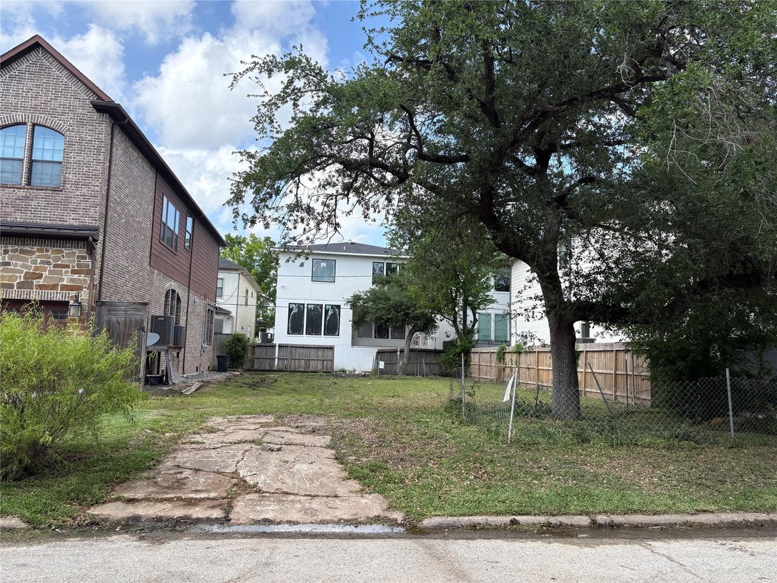 House in Bellaire, Texas, United States 2 - 17717816