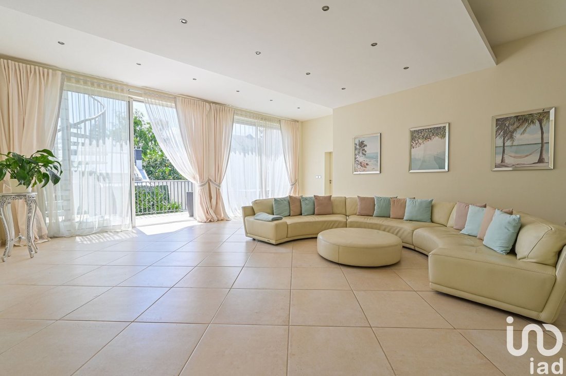 House in Saint-Cloud, Ile-de-France, France 5 - 15823625