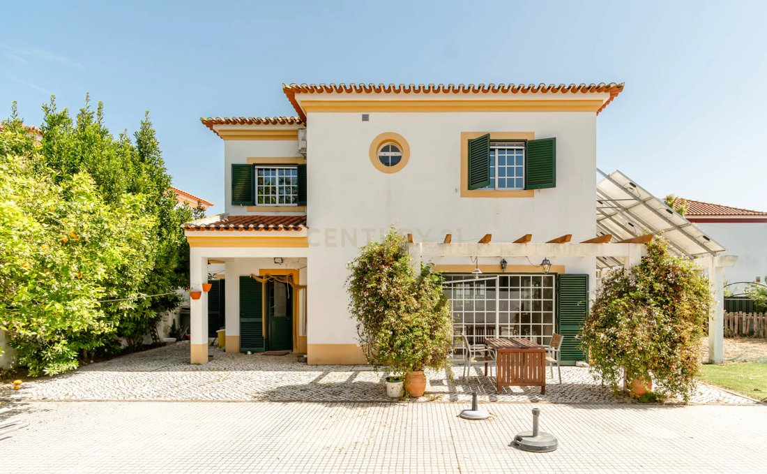 Villa in Azeitao (Sao Lourenco e Sao Simao), Setubal, Portugal 1 - 17714804