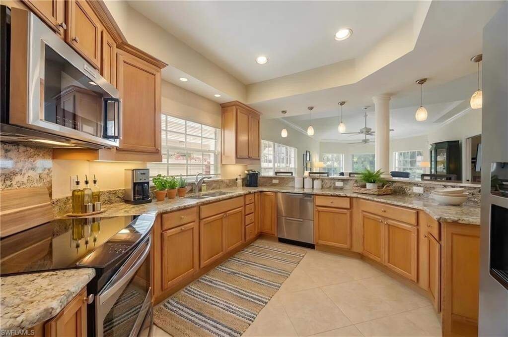 House in Naples, Florida, United States 3 - 17718689
