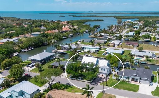 House in Palmetto, Florida, United States 1