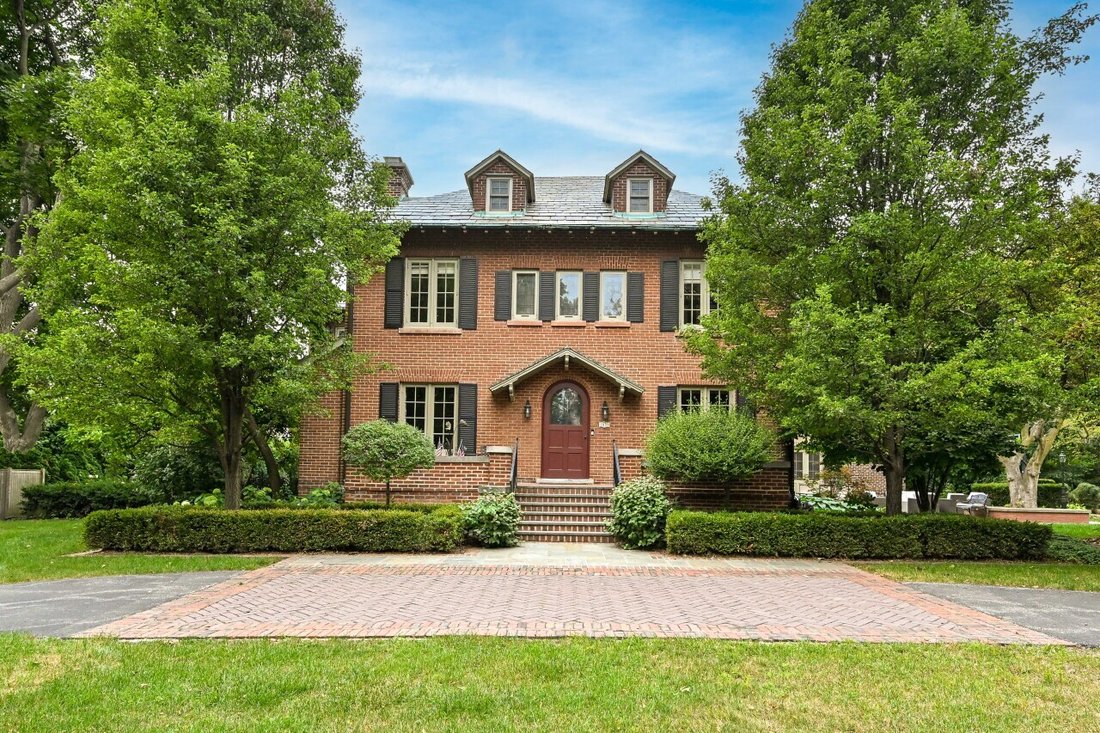 House in Wauwatosa, Wisconsin, United States 1 - 17715361