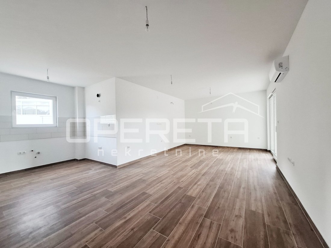 Apartment in Okrug Gornji, Split-Dalmatia County, Croatia 4 - 17718007