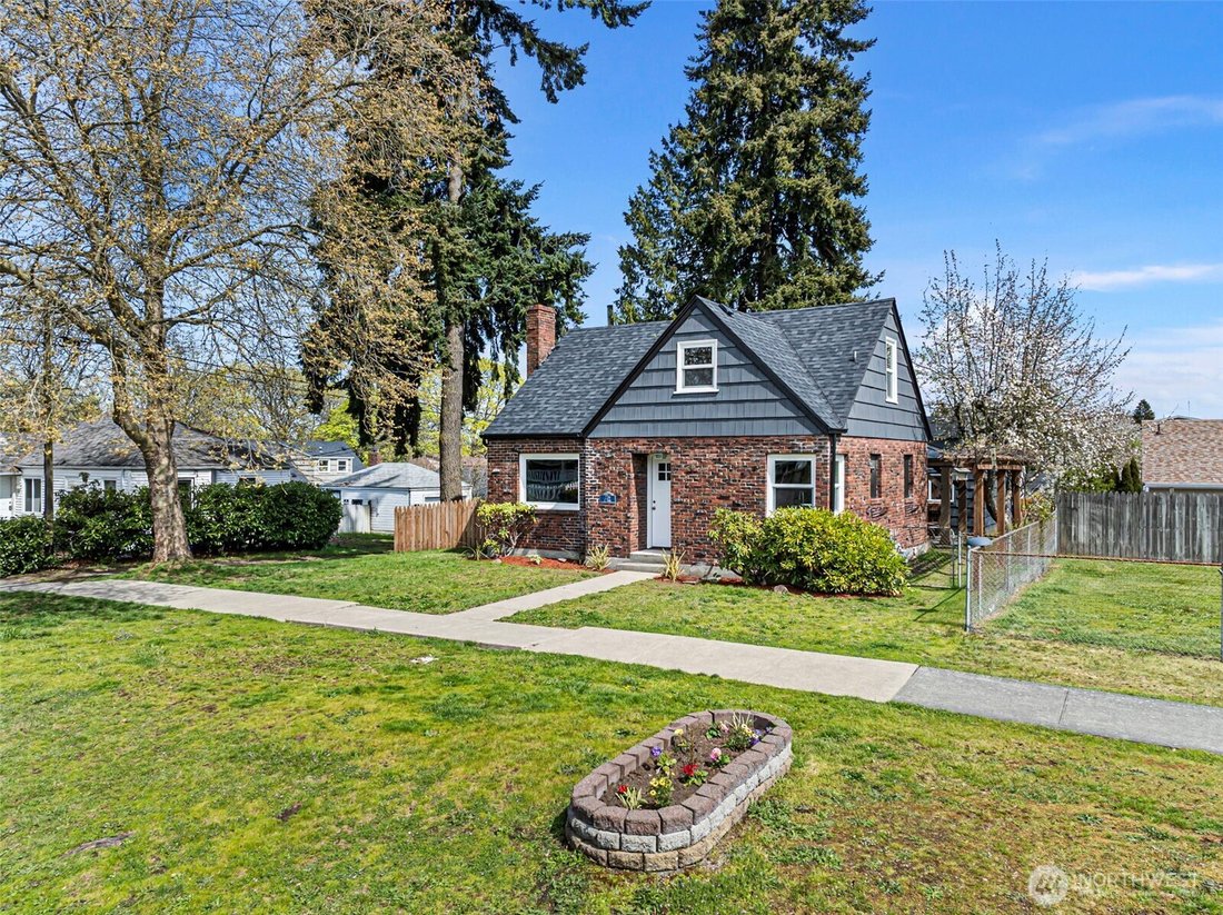 House in Tacoma, Washington, United States 2 - 17718014