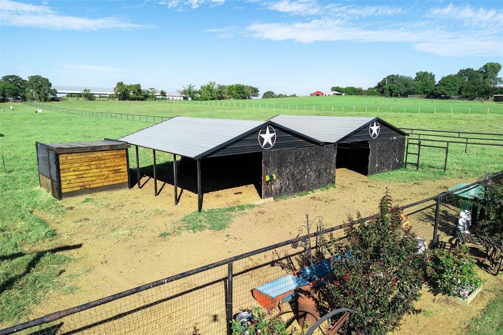 House in Cross Roads, Texas, United States 5 - 17717919