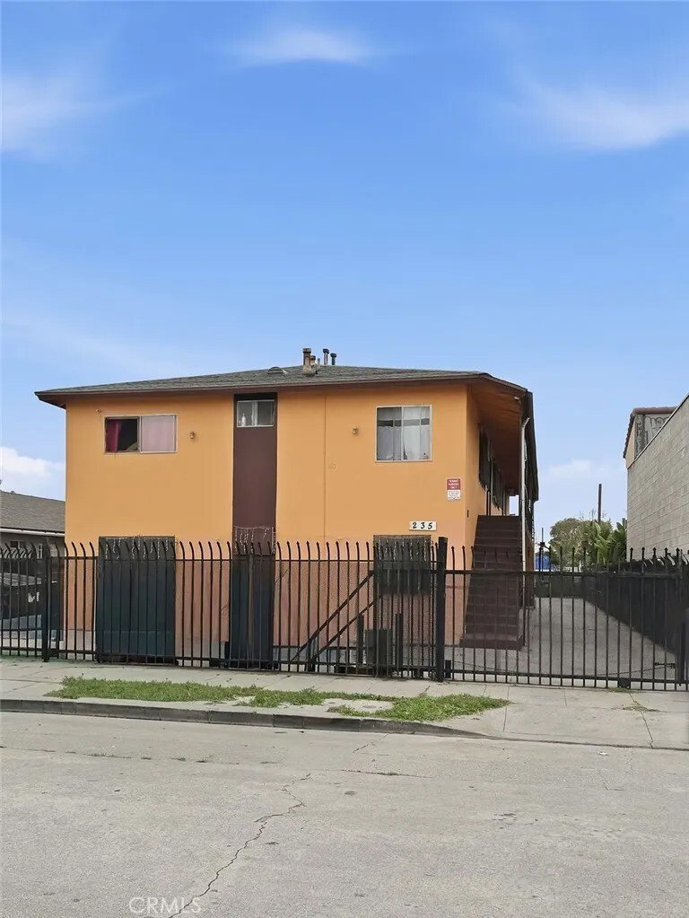 Los Angeles, California, United States 1 - 17278409