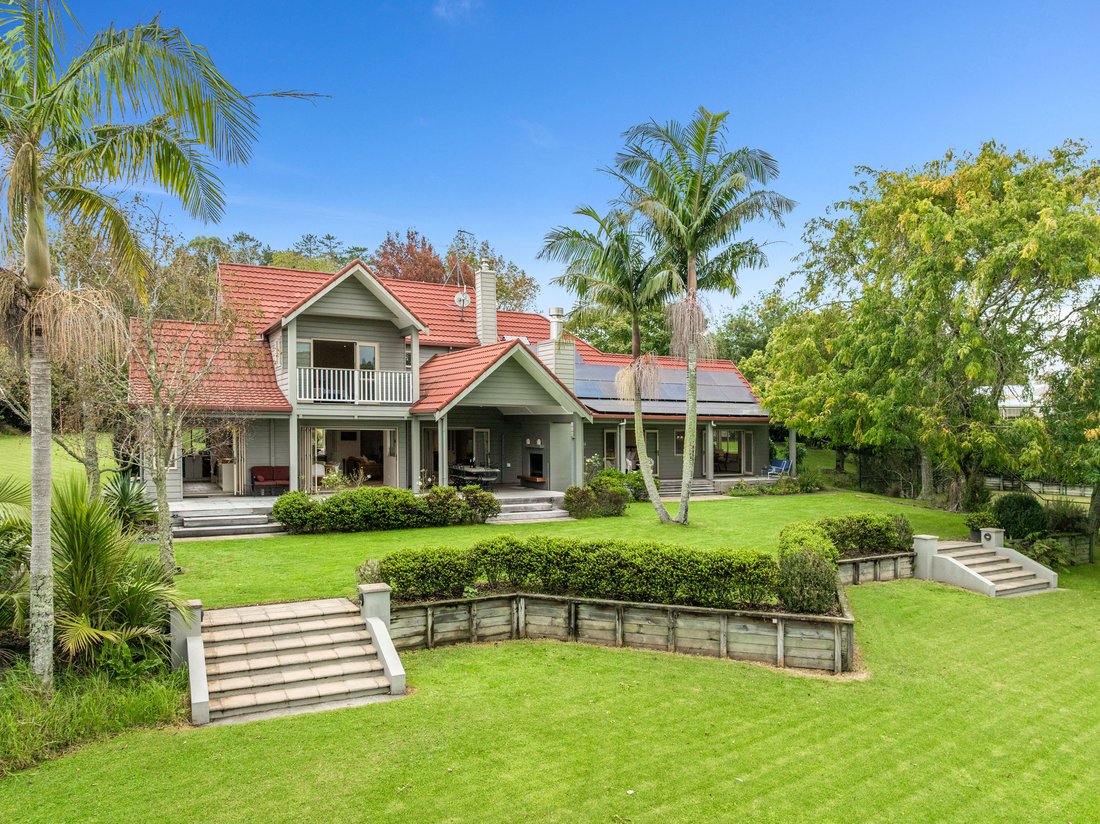 37 Hardens Lane, Paremoremo In North Shore City, New Zealand For Sale ...