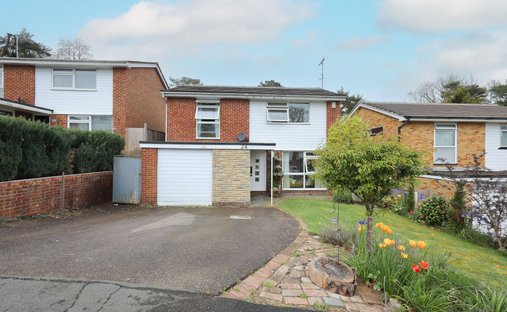Maison à Burgess Hill, Angleterre 1