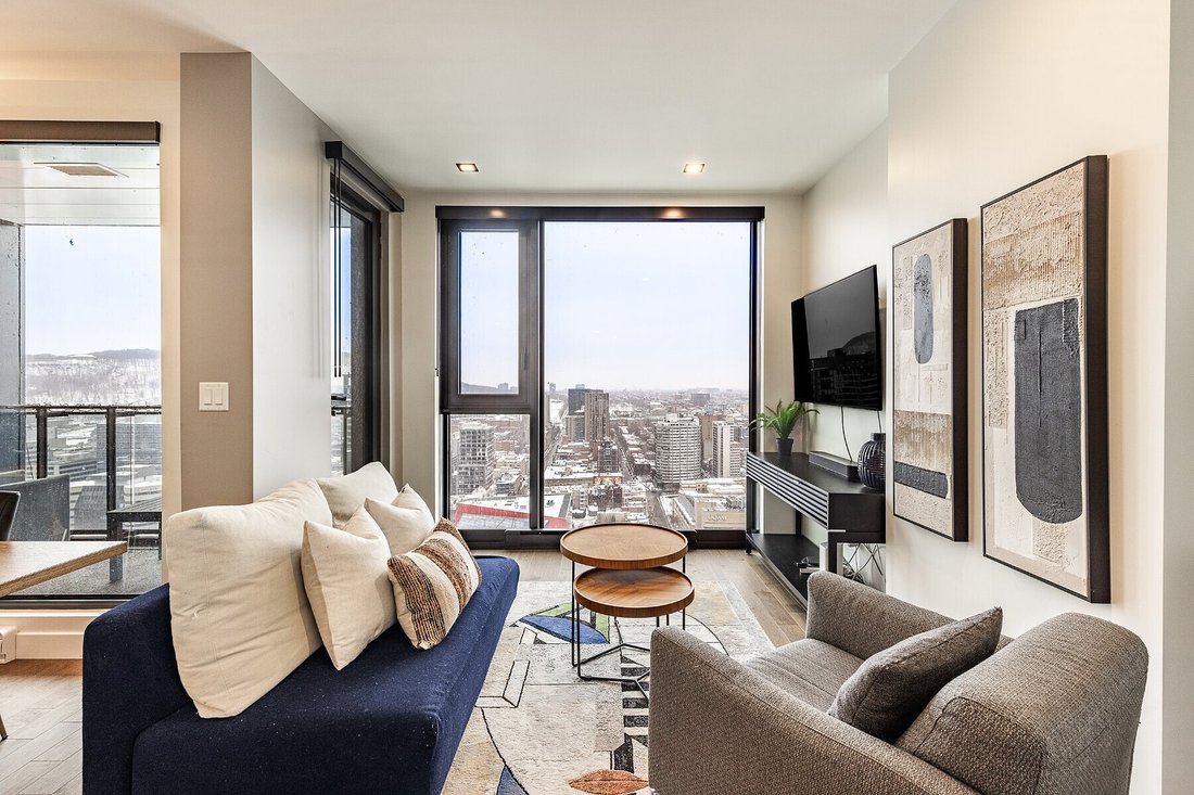 Condo in Montreal, Quebec, Canada 1 - 17719163