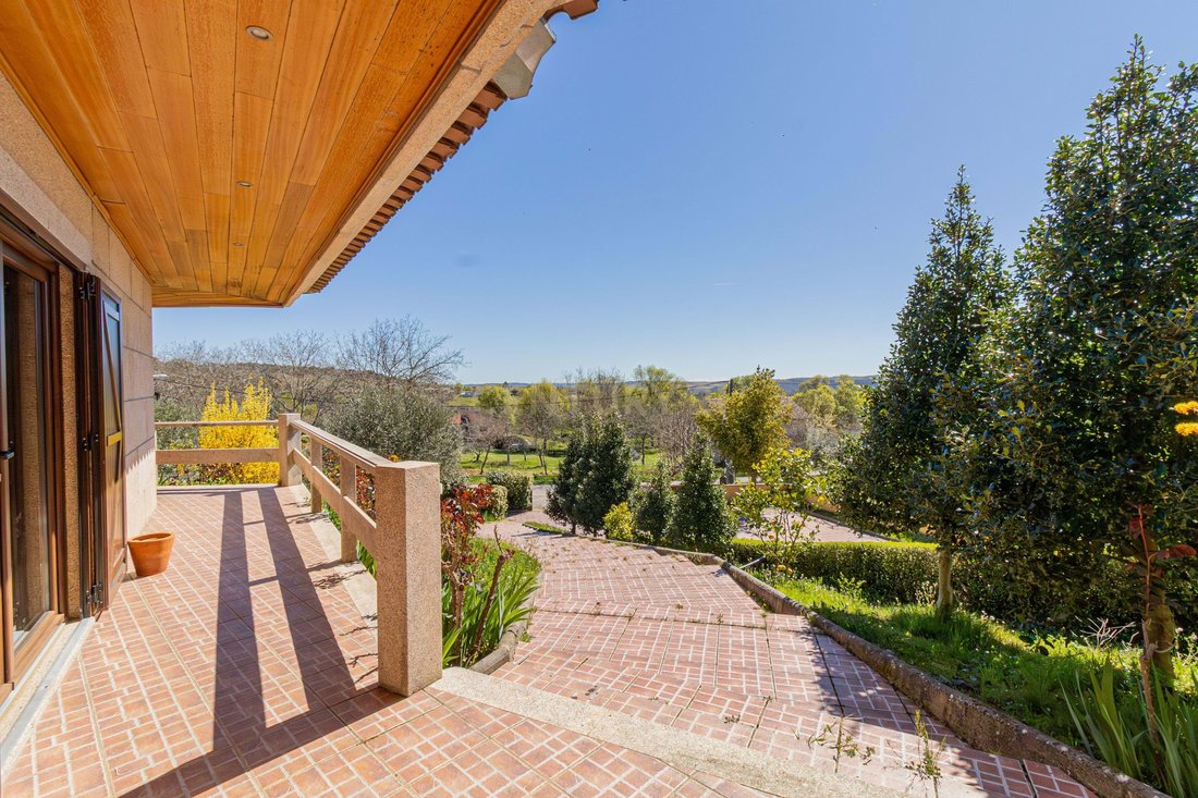 Villa in Sao Pedro de Sarracenos, Braganca District, Portugal 5 - 17361542