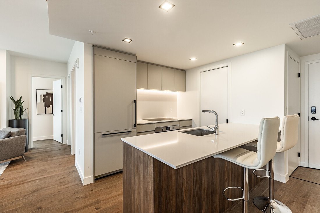 Condo in Montreal, Quebec, Canada 3 - 17719163