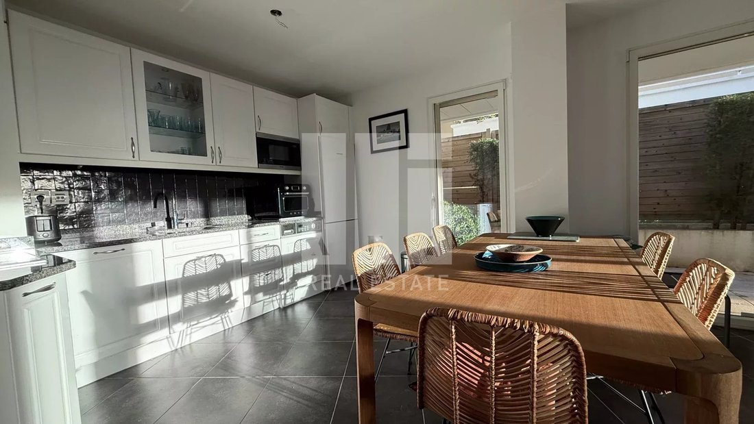 Apartment in La Californie, Cannes, France 3 - 17719237